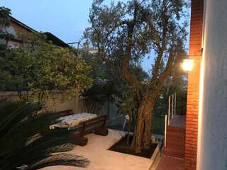 Дома для отпуска Guest House Luksic Бар Дом с 2 спальнями-22