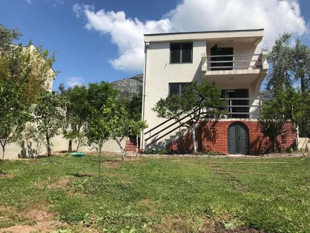 Дома для отпуска Guest House Luksic Бар-39